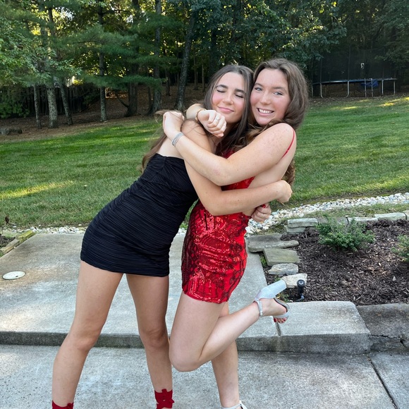 Meet your Posher, Bronagh and ashling - Picture 1 of 1